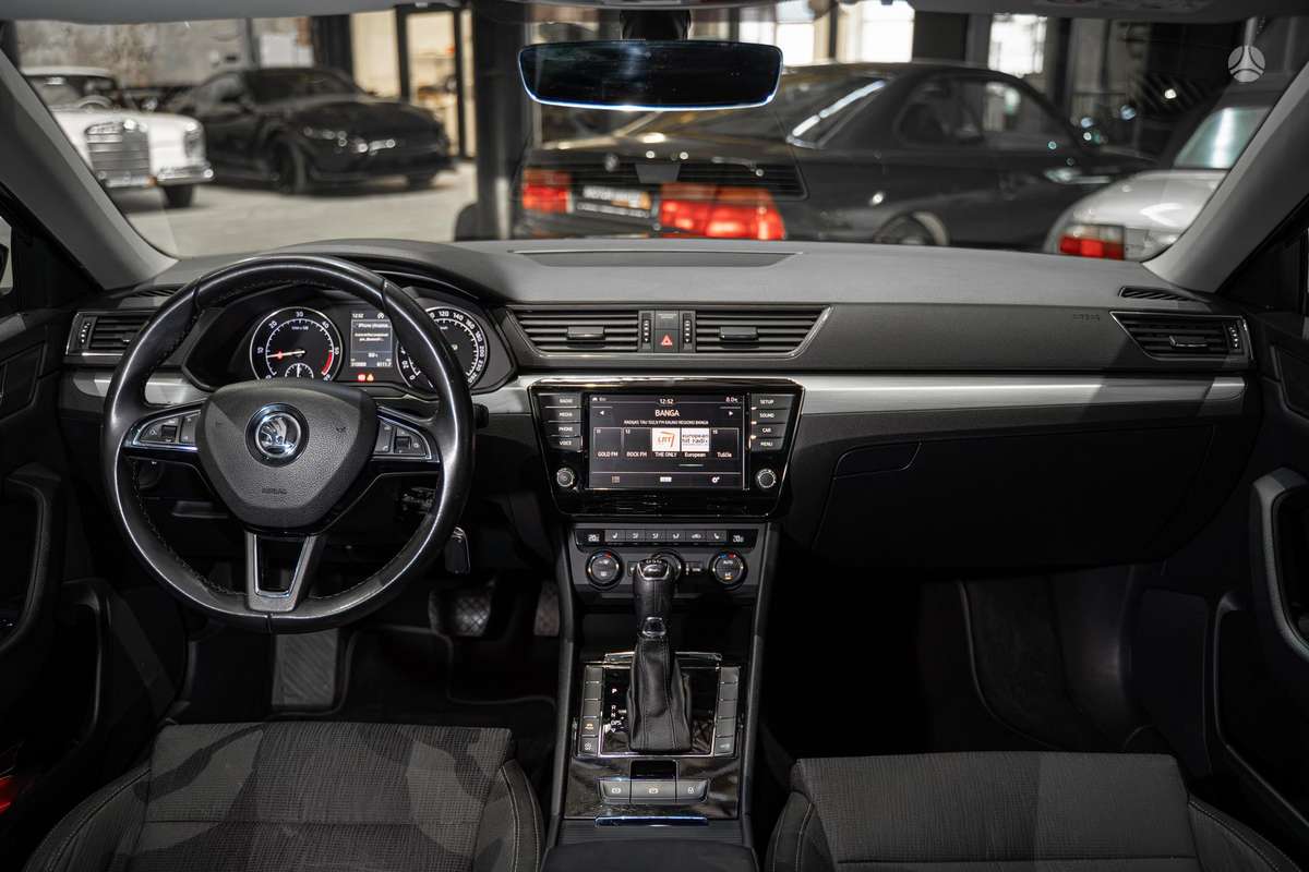 Skoda Superb, 2.0 l., hatchback