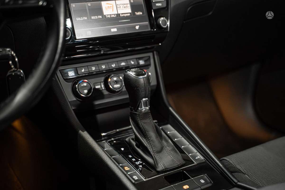 Skoda Superb, 2.0 l., Хэтчбек