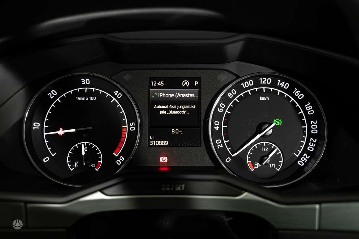 Skoda Superb, 2.0 l., Хэтчбек