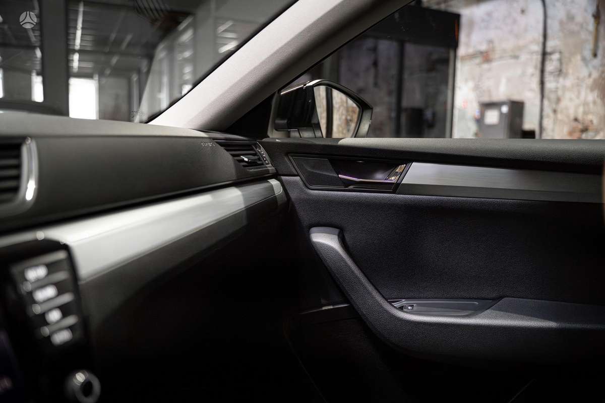 Skoda Superb, 2.0 l., hatchback