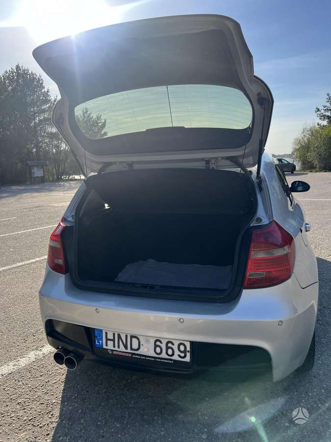 BMW 118, 2.0 l., Хэтчбек