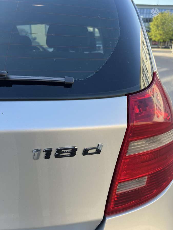 BMW 118, 2.0 l., Хэтчбек