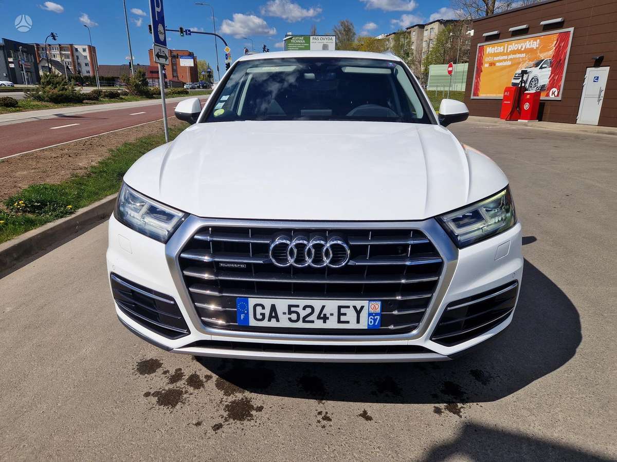 Audi Q5, 2.0 l., Внедорожник / Кроссовер