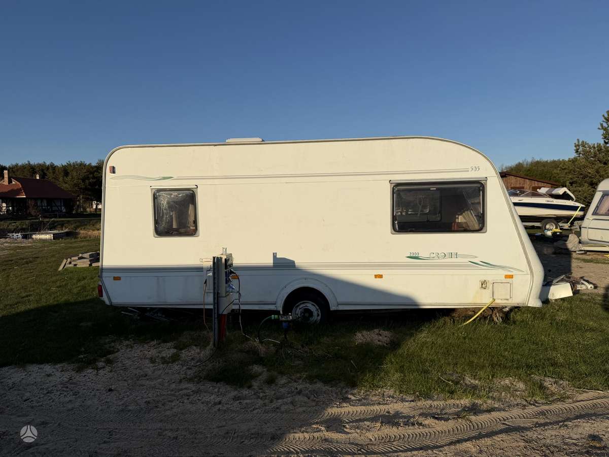 Elddis Crown 2000 505, kemperis