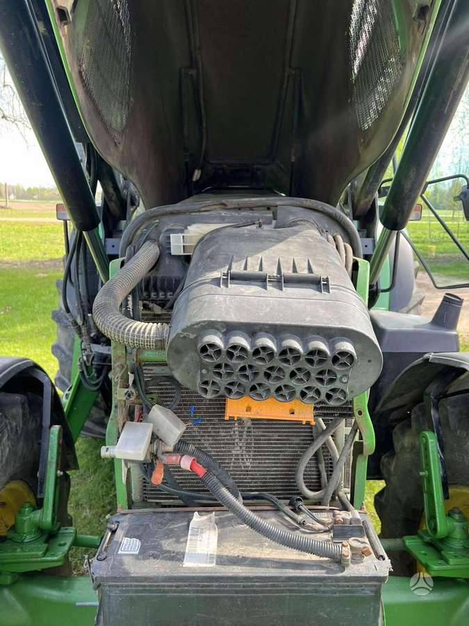 John Deere 6820, тракторы
