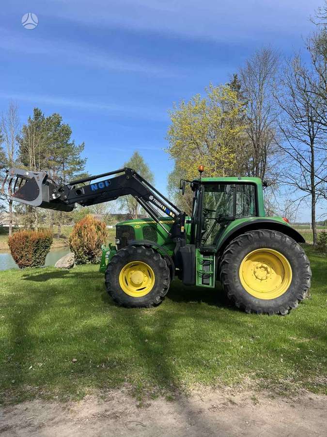 John Deere 6820, тракторы