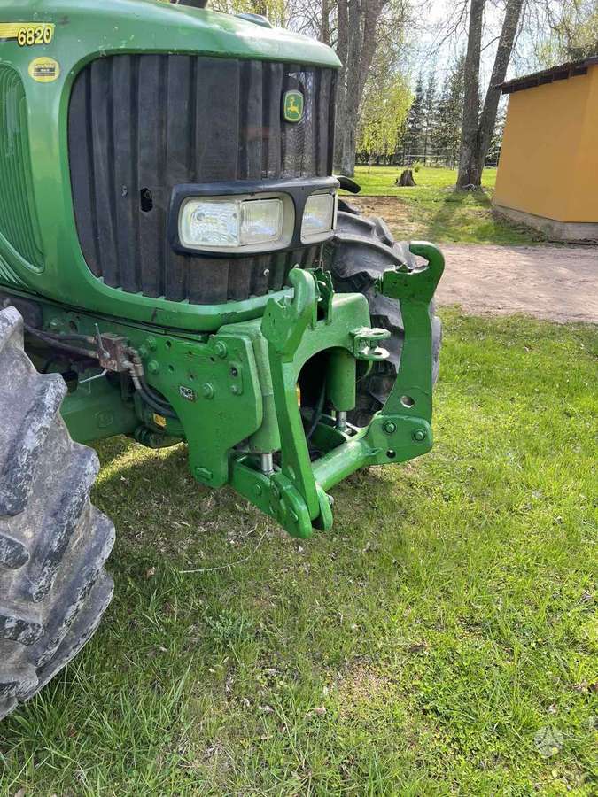 John Deere 6820, тракторы