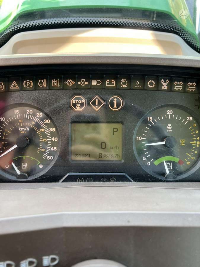 John Deere 6820, тракторы