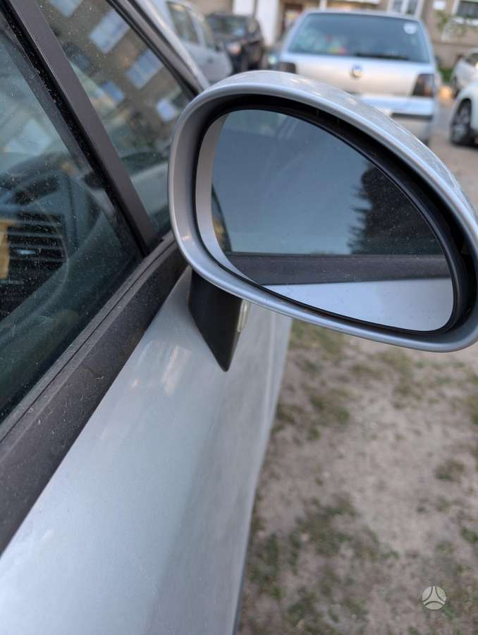 Citroen C4, 1.6 l., hatchback