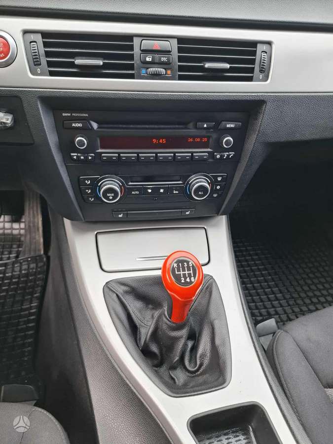 BMW 320, 2.0 l., universalas