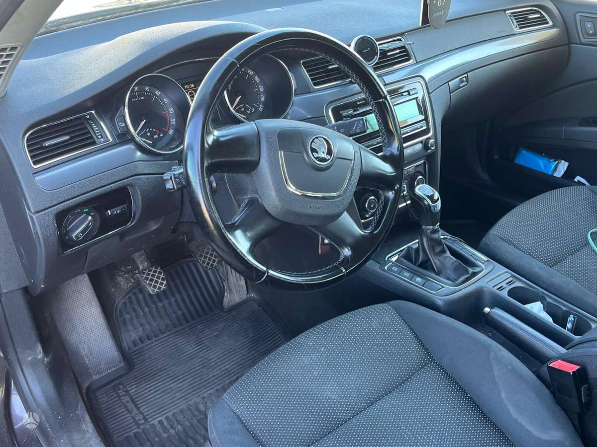 Skoda Superb, 1.6 l., Универсал