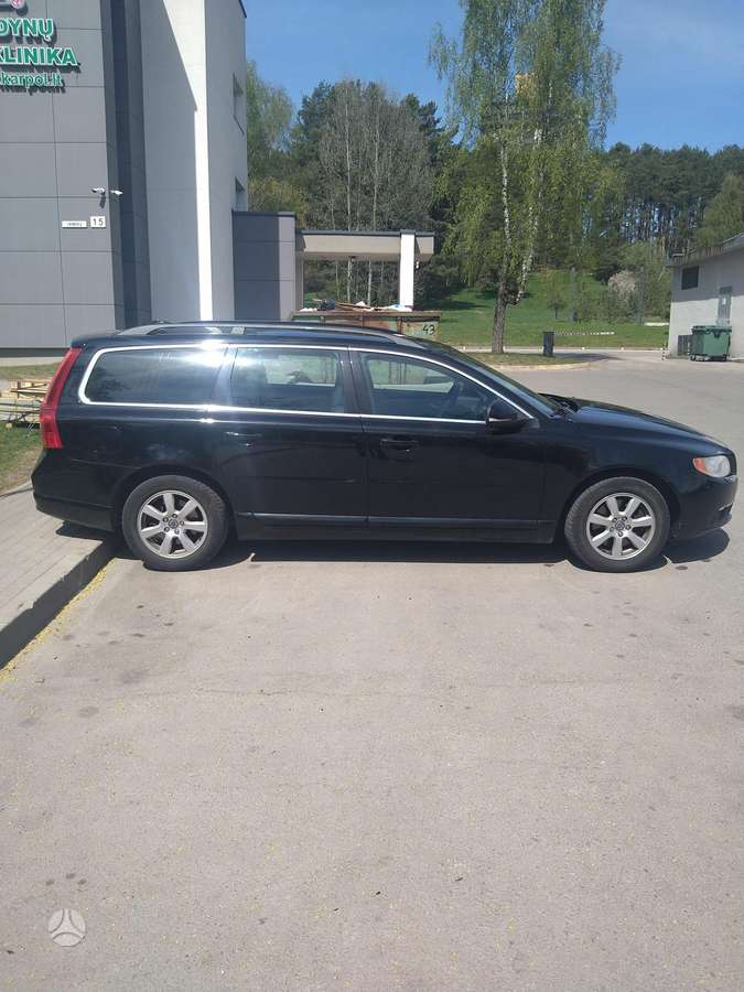 Volvo V70, 2.4 l., wagon