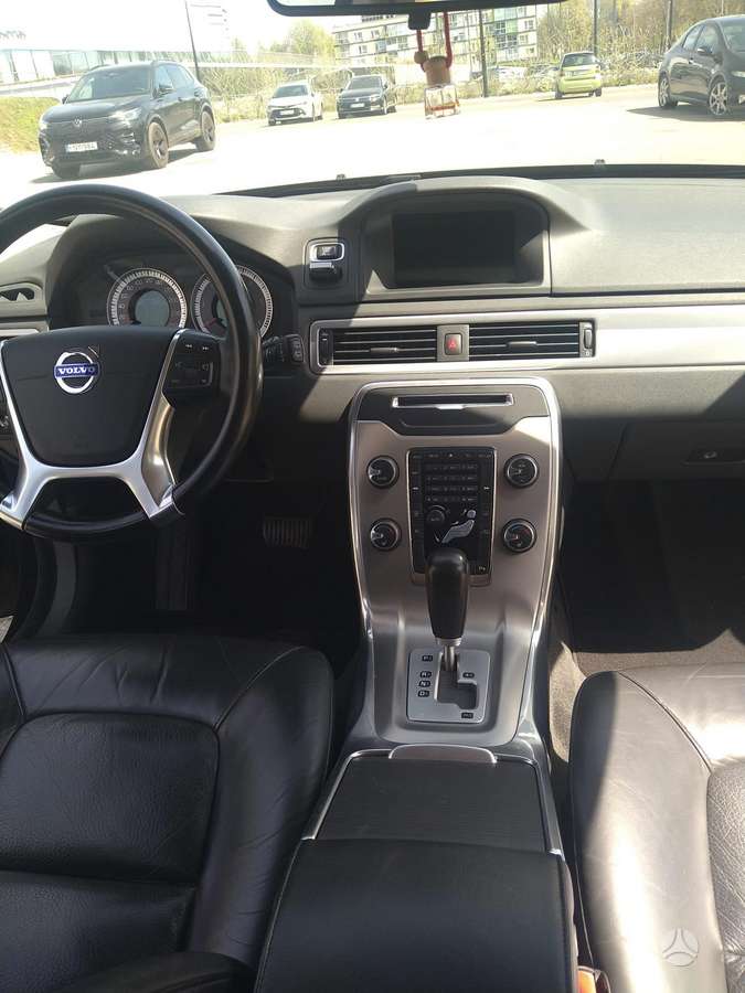 Volvo V70, 2.4 l., universalas