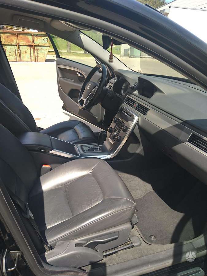 Volvo V70, 2.4 l., wagon