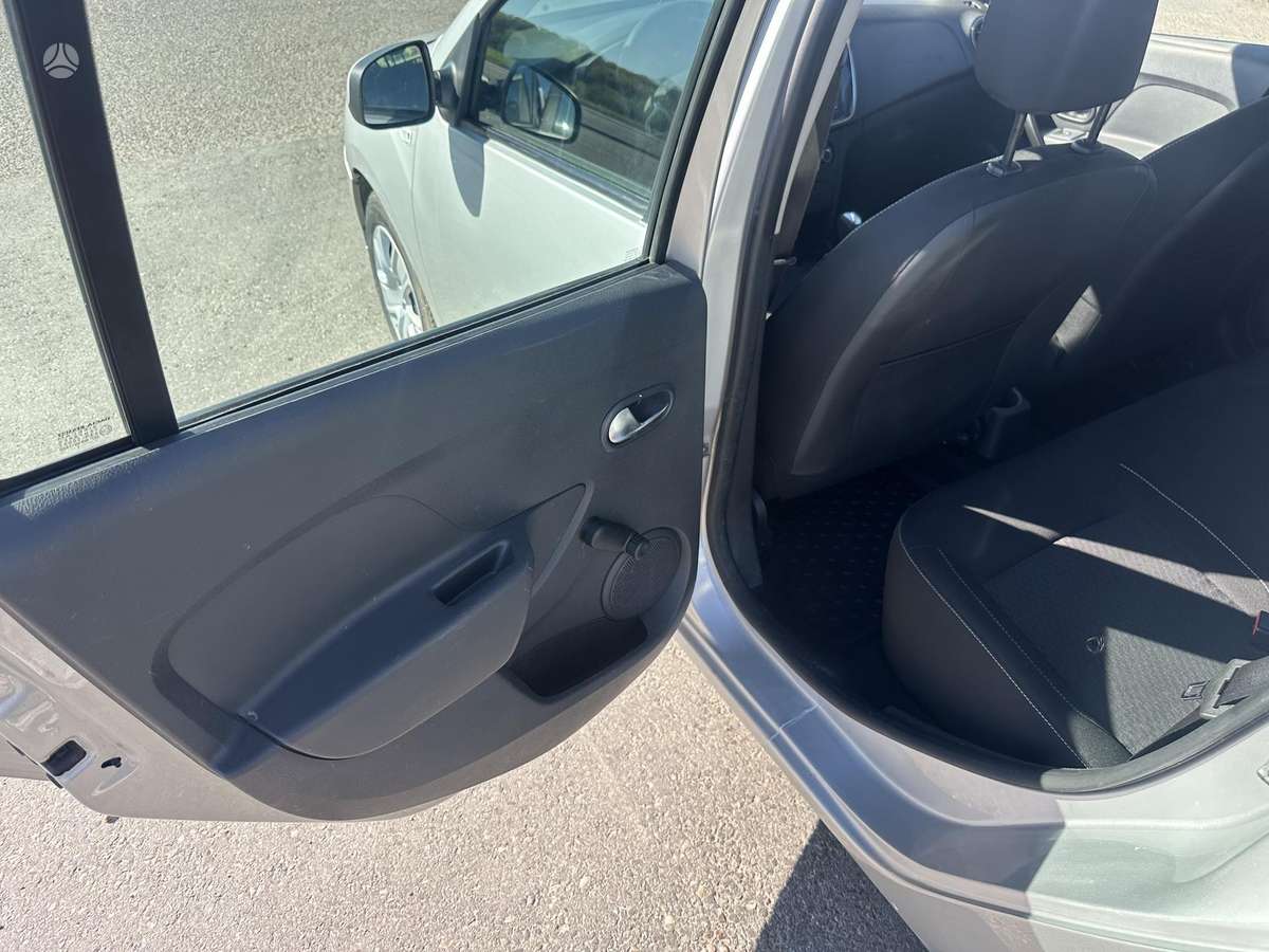 Dacia Logan, 0.9 l., universalas