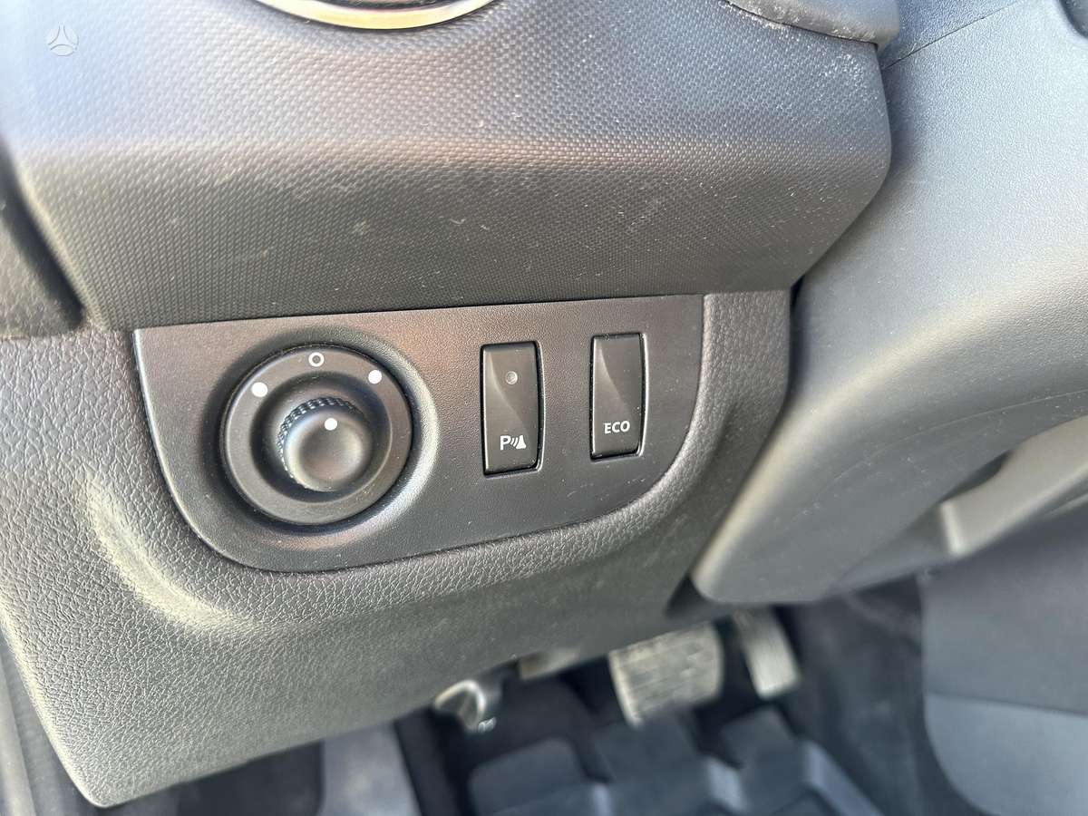 Dacia Logan, 0.9 l., universalas