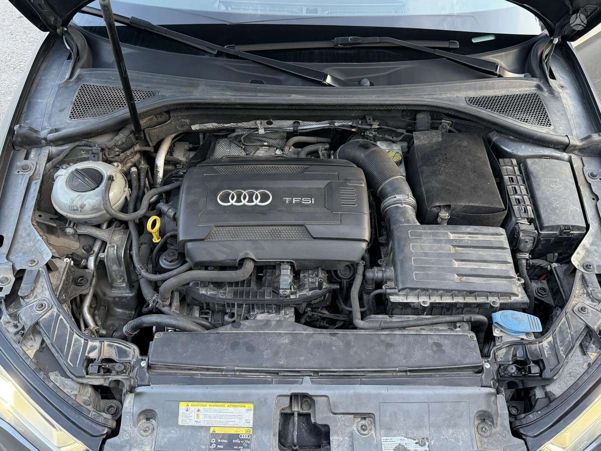 Audi A3, 1.8 l., Седан