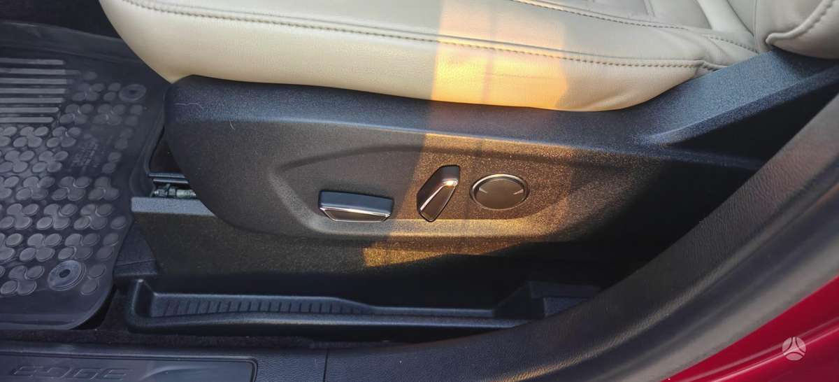 Ford Edge, 2.0 l., Внедорожник / Кроссовер