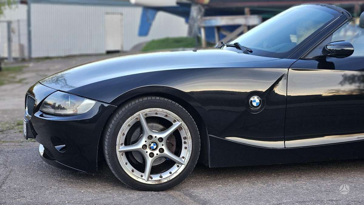 BMW Z4, 2.2 l., convertible