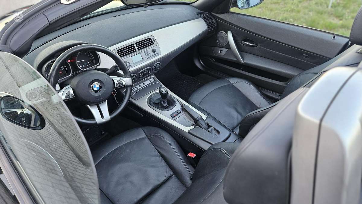 BMW Z4, 2.2 l., convertible
