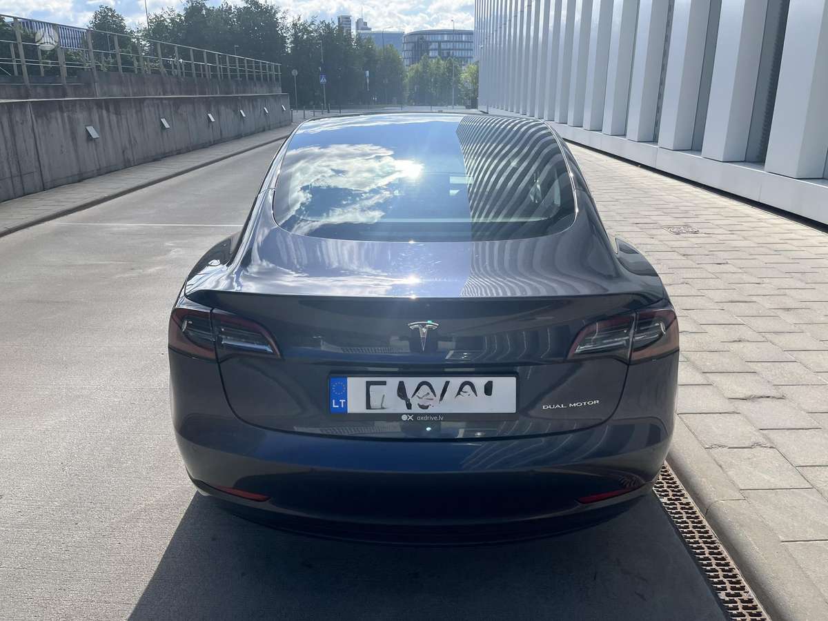 Tesla Model 3, 84 kWh, sedanas