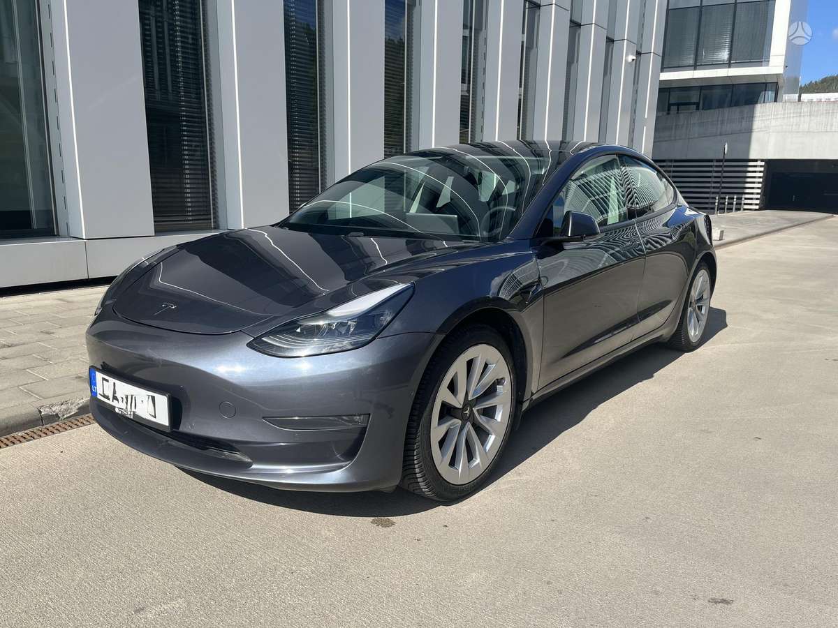 Tesla Model 3, 84 кВт·ч, Седан