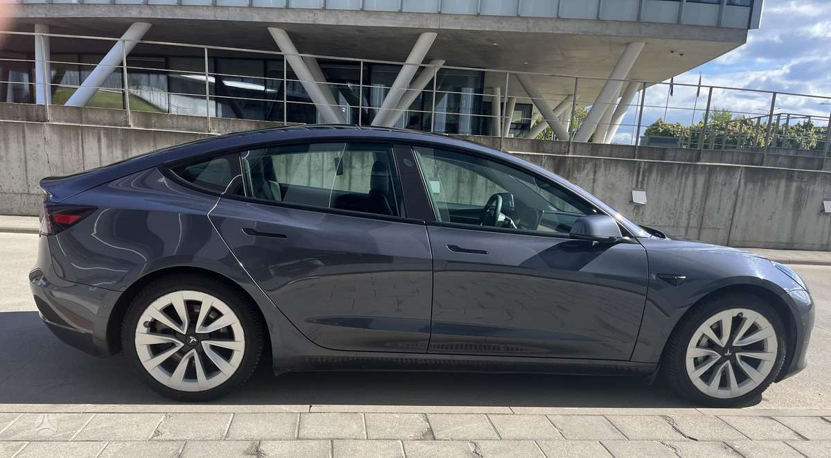 Tesla Model 3, 84 kWh, sedanas