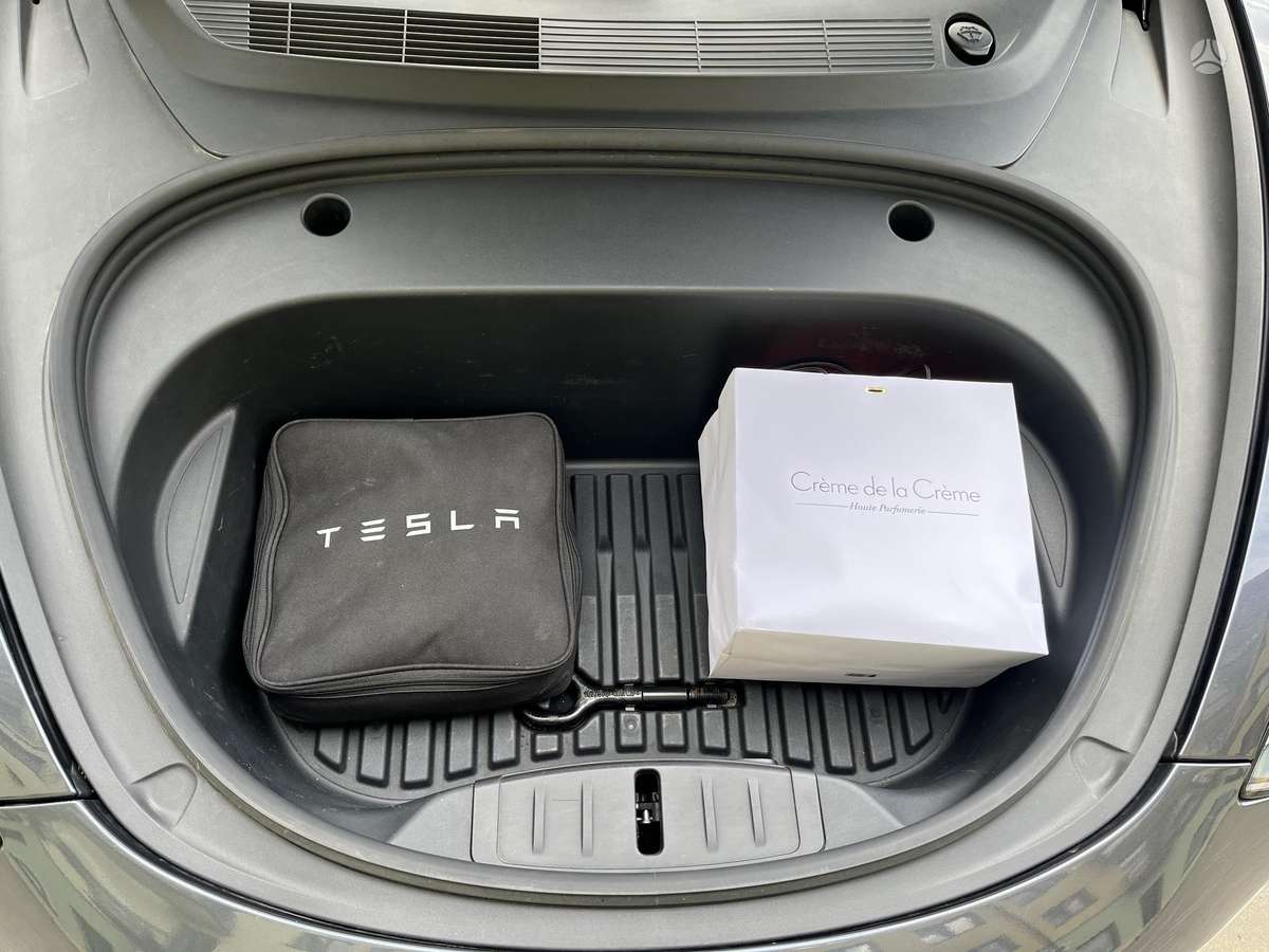 Tesla Model 3, 84 kWh, sedanas