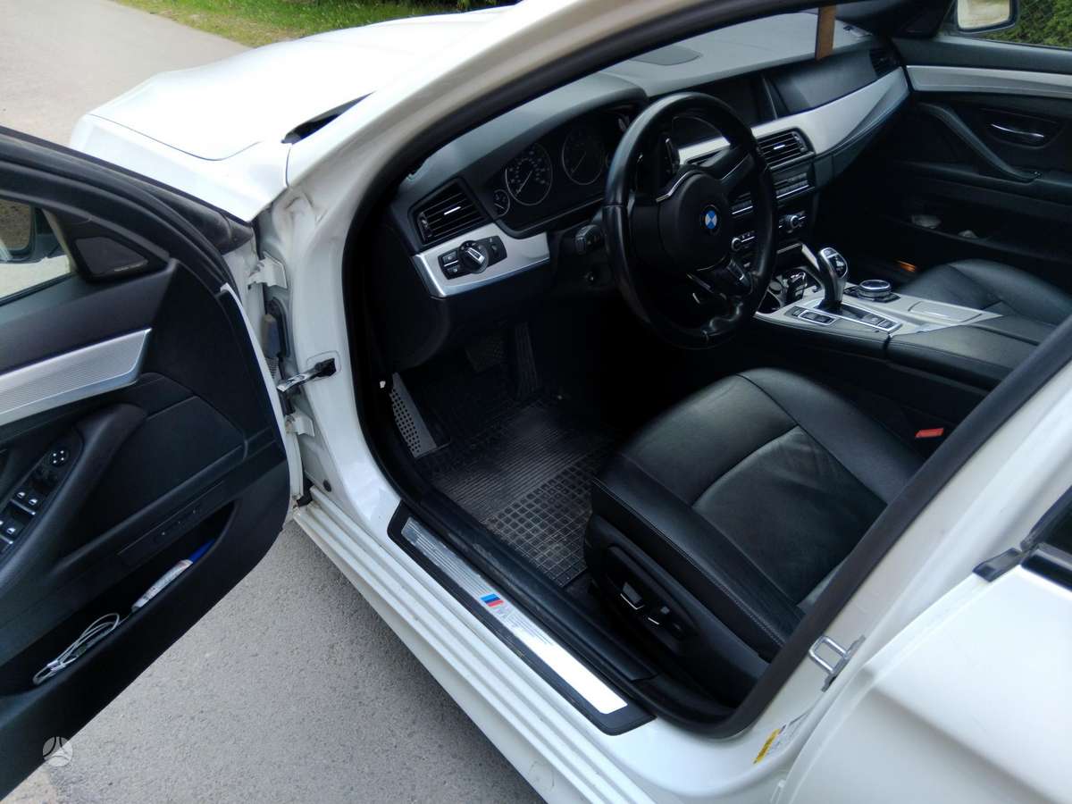 BMW 535, 3.0 l., Седан