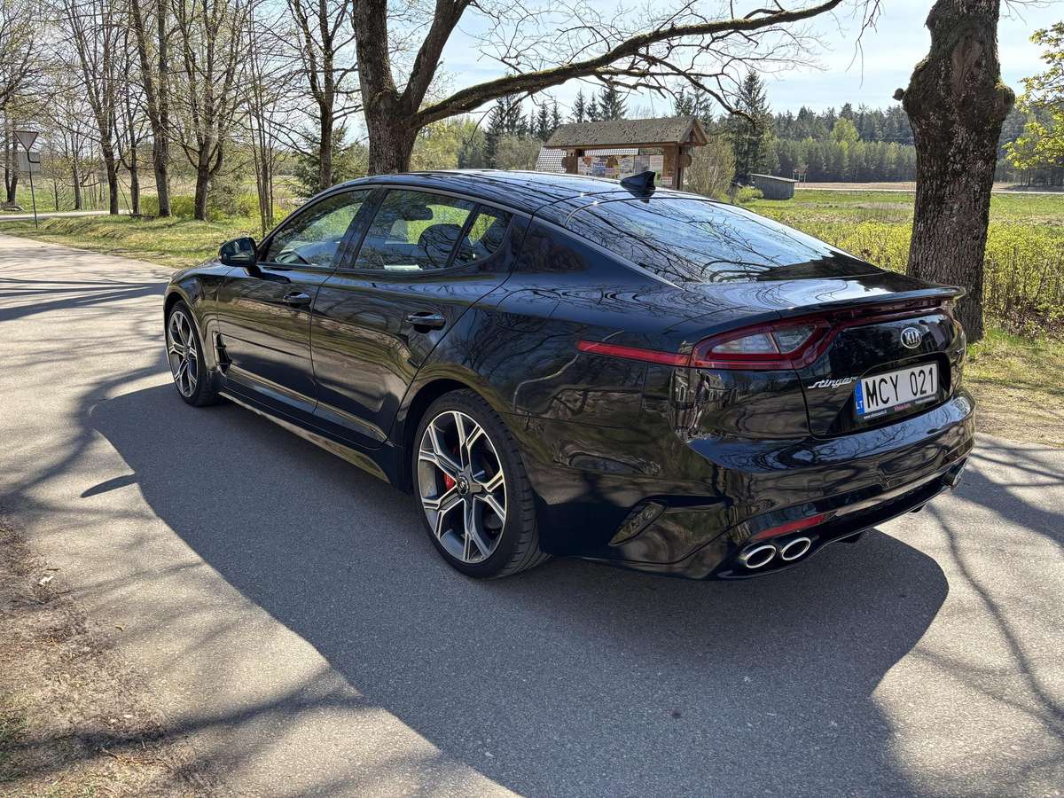 Kia Stinger, 3.3 l., Седан