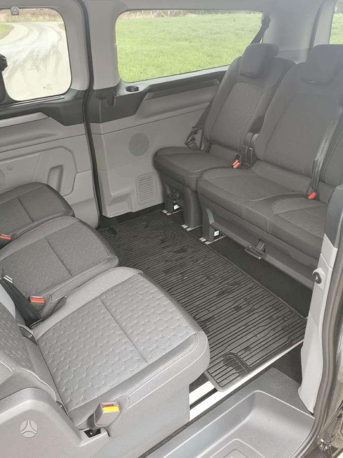 Ford Tourneo custom, passenger minibus