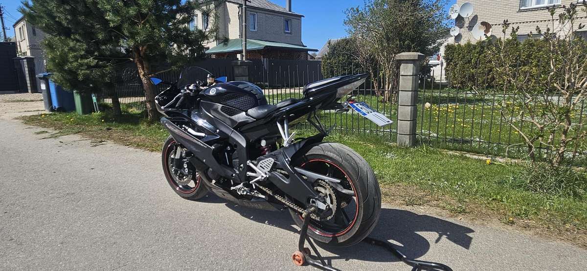 Yamaha R6 600cc, superbikes