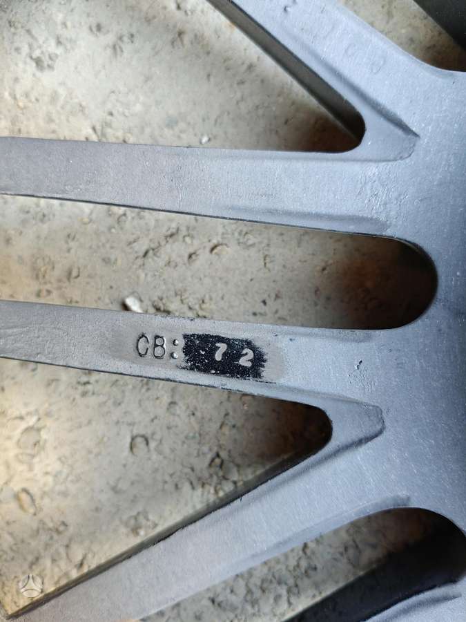 Volvo, lengvojo lydinio, R18