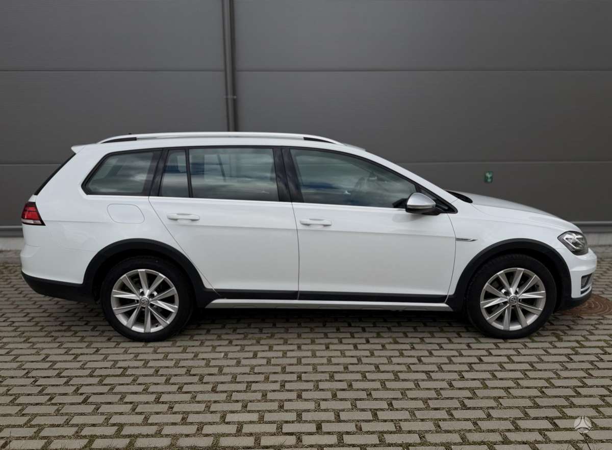 Volkswagen Golf, 2.0 l., universalas
