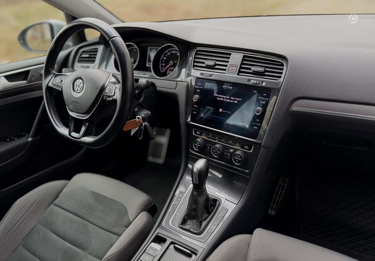 Volkswagen Golf, 2.0 l., universalas