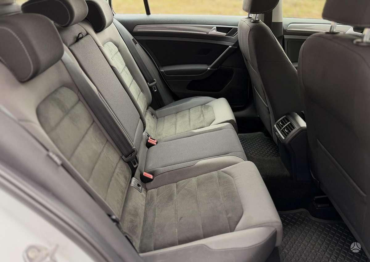 Volkswagen Golf, 2.0 l., universalas
