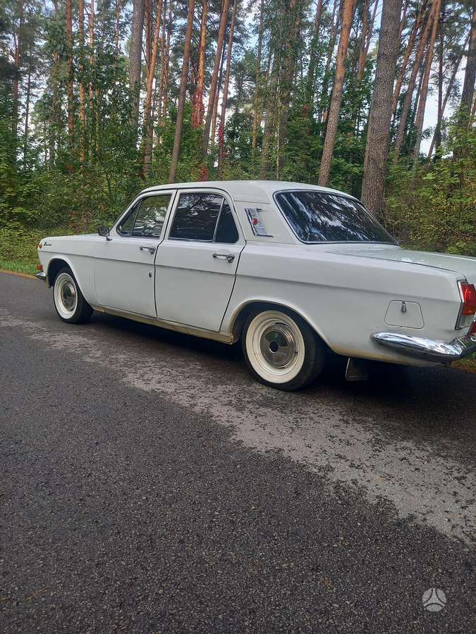 GAZ 24, 2.4 l., Седан