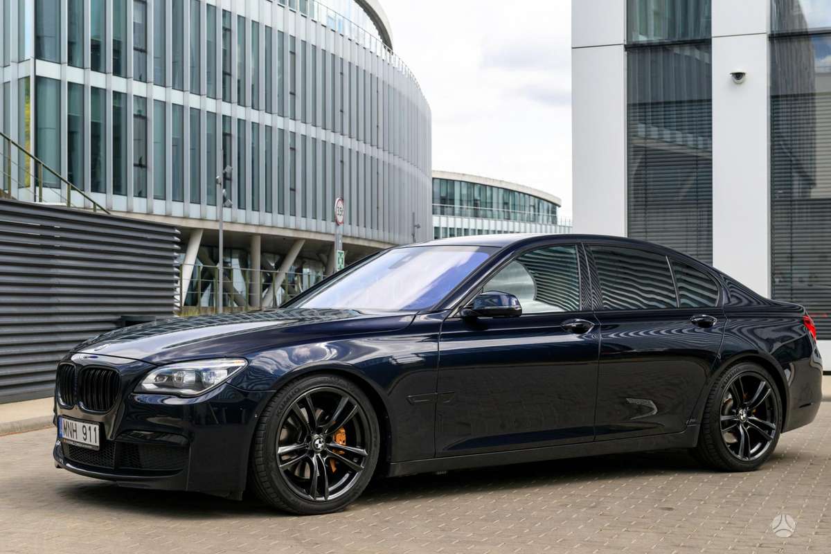 BMW 730, 3.0 l., Седан