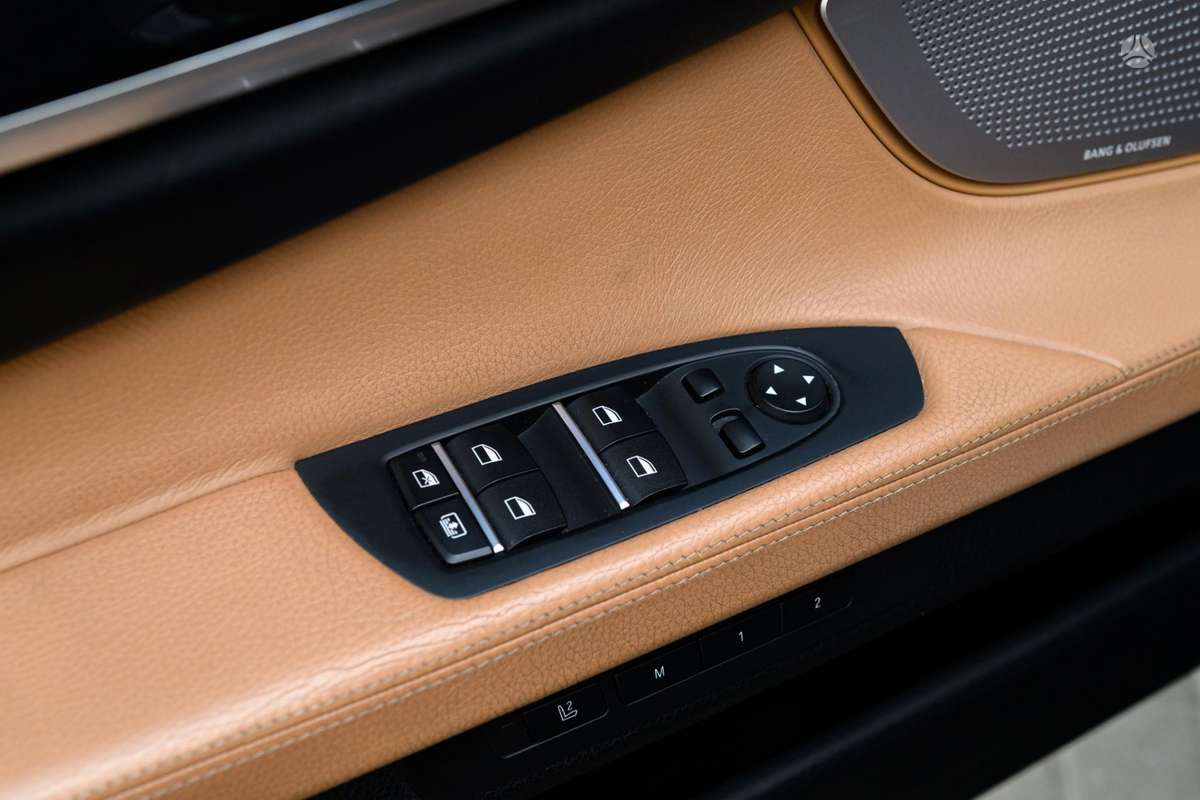 BMW 730, 3.0 l., Седан