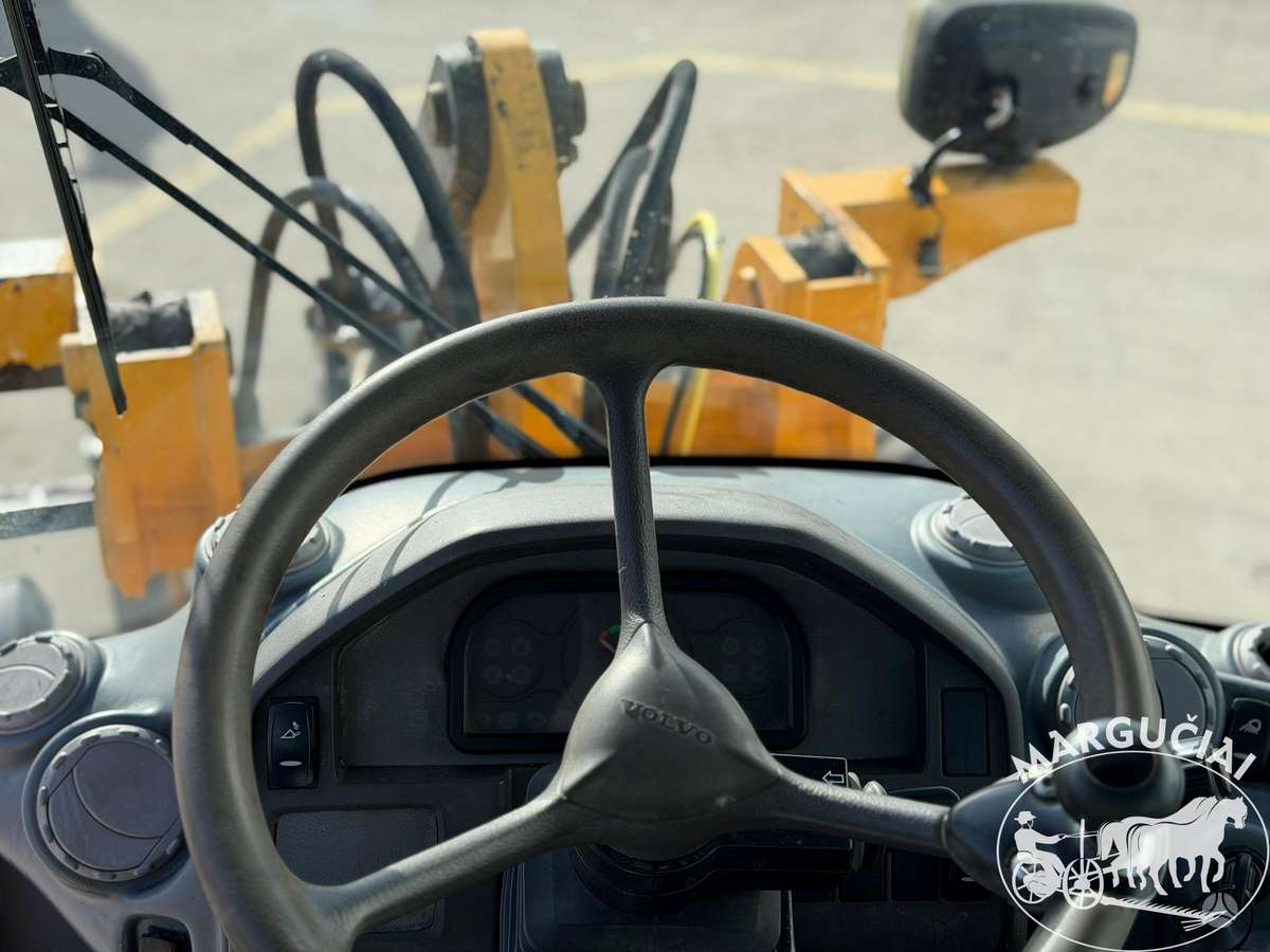 Volvo L25F, 49 AG, самоходные погрузчики