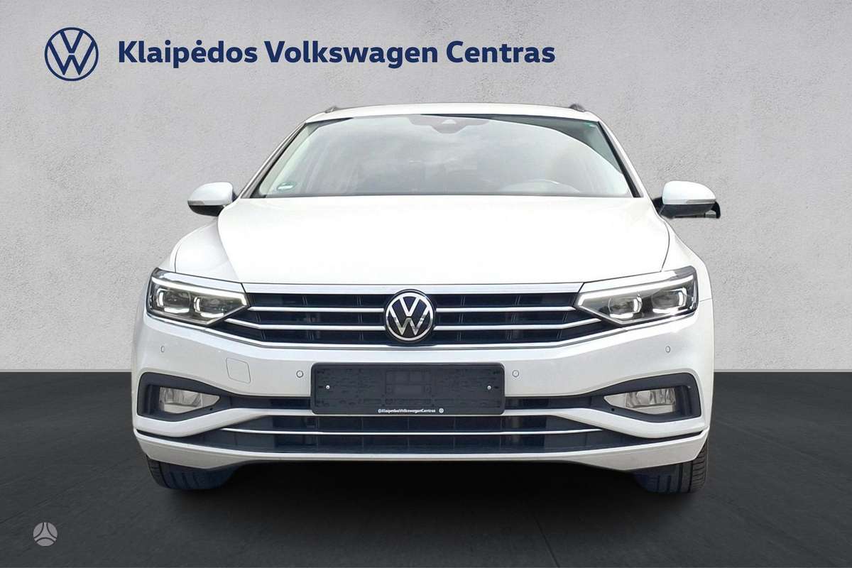Volkswagen Passat - 2