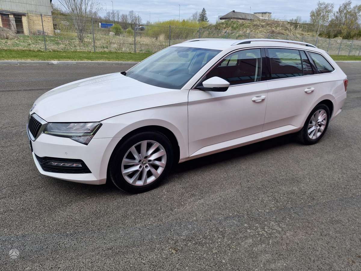 Škoda Superb - 10