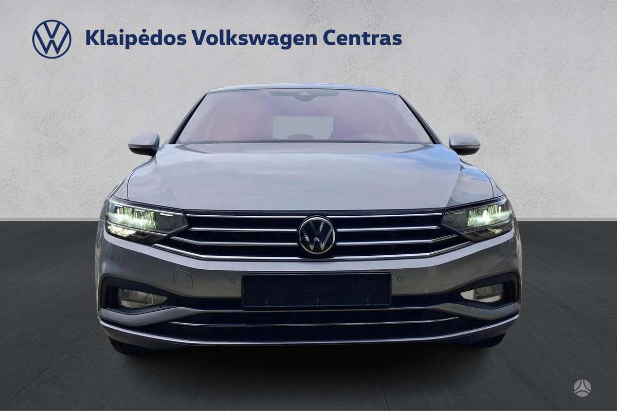 Volkswagen Passat - 2