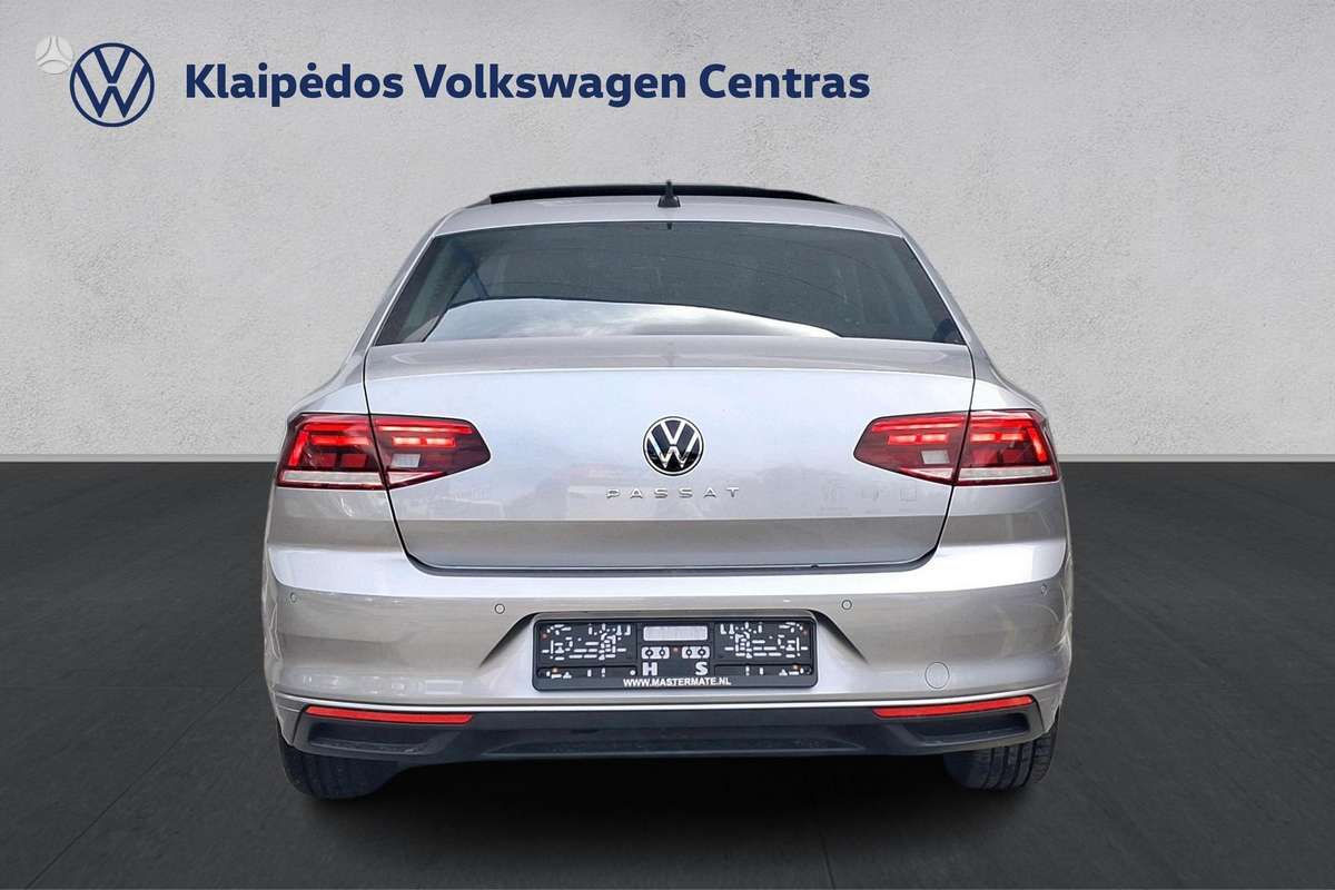 Volkswagen Passat - 5