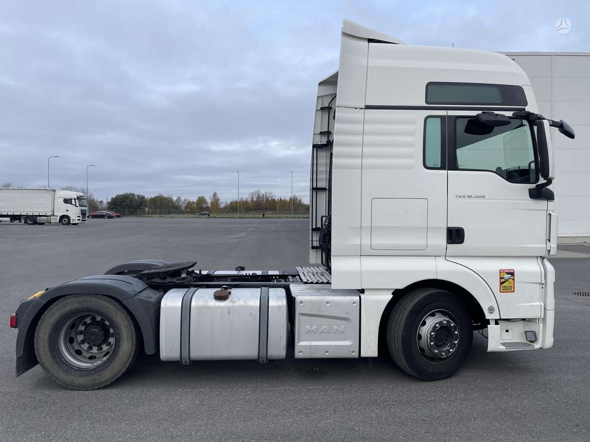 MAN TGX 18.500 XXL, double sleeper