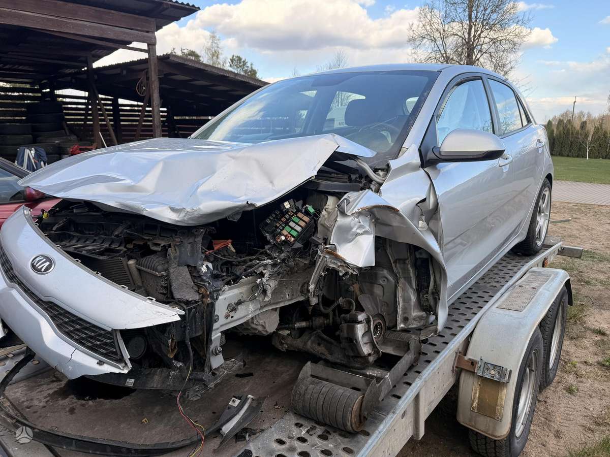 Kia Rio, 1.4 l., hatchback