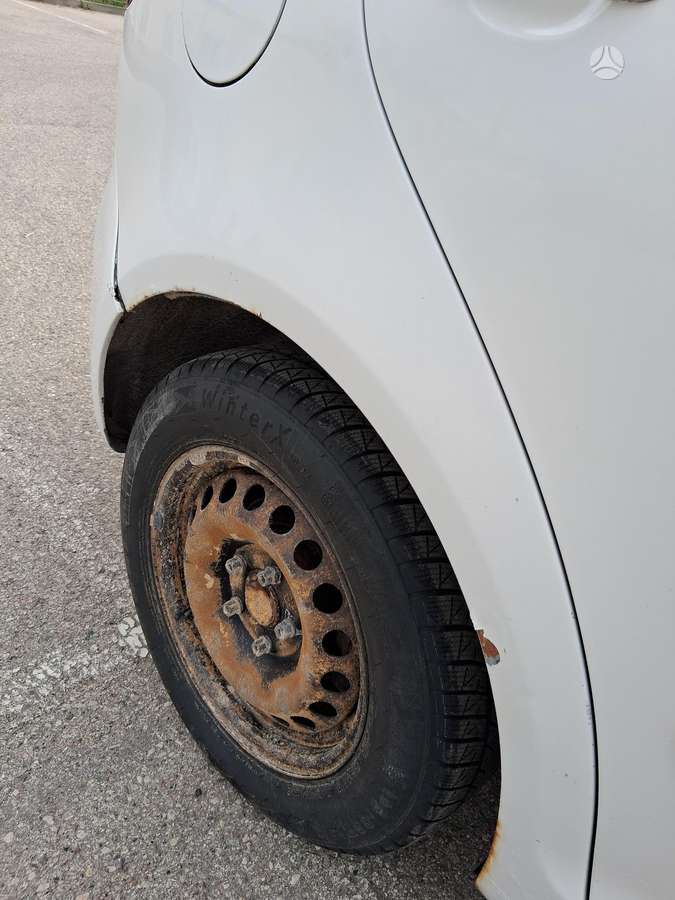 Volkswagen Golf Plus - 11