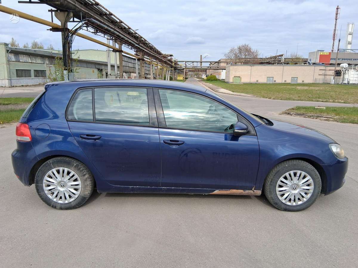 Volkswagen Golf - 4