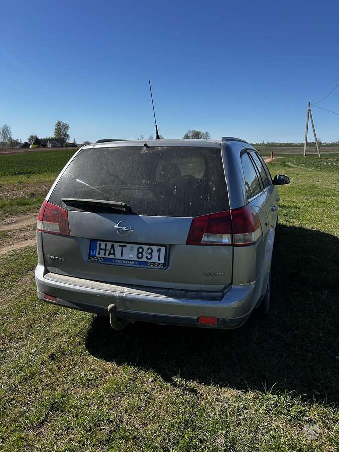 Opel Vectra, 2.2 l., universalas