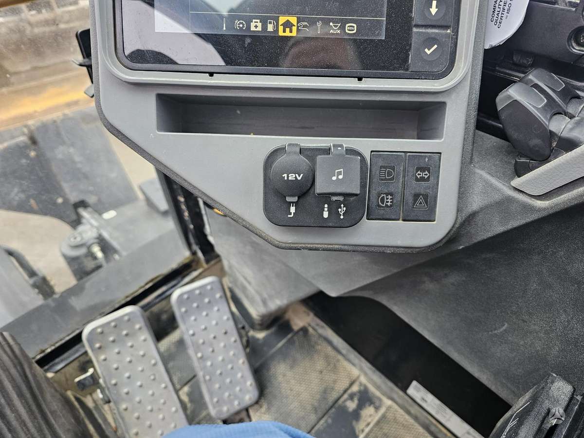 JCB Hydradig 110W, экскаваторы